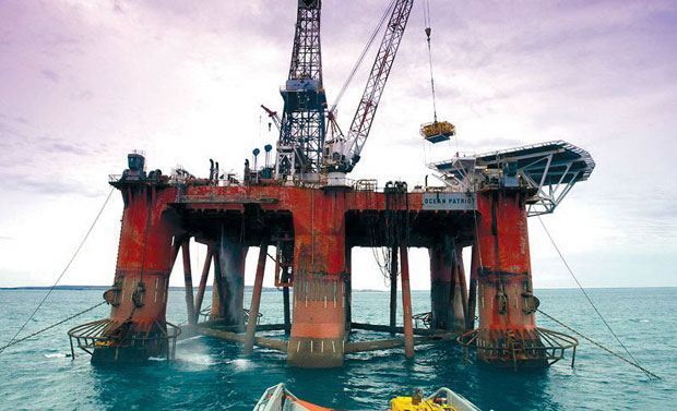 ИСТРАЖИВАЊЕ НАФТЕ У ЦРНОЈ ГОРИ: Из бушотина зебња цури